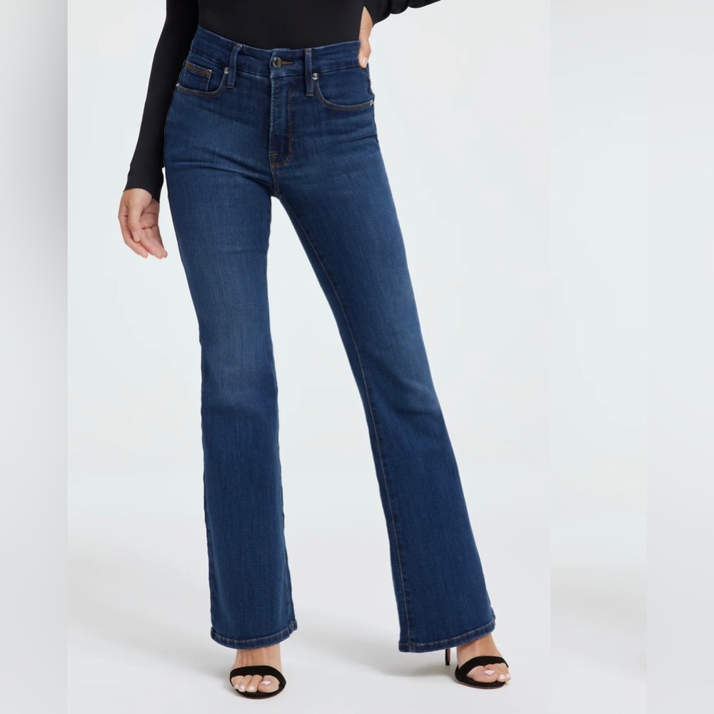 NWT Good American Good Petite Flared Jeans